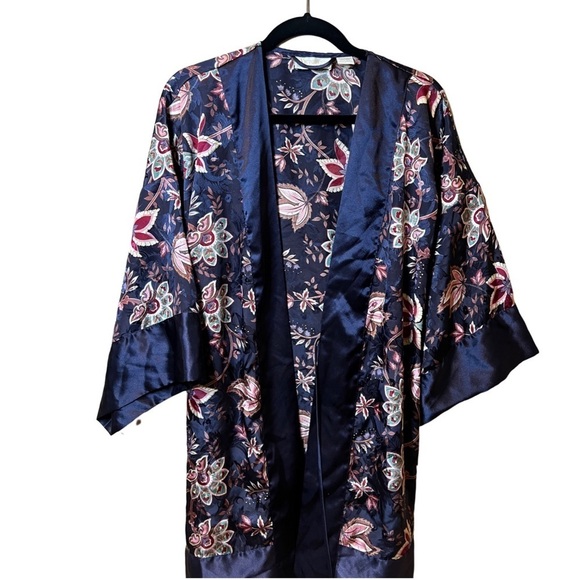 Victoria’s Secret Vintage Gold Label Floral Robe One Size - Picture 2 of 5